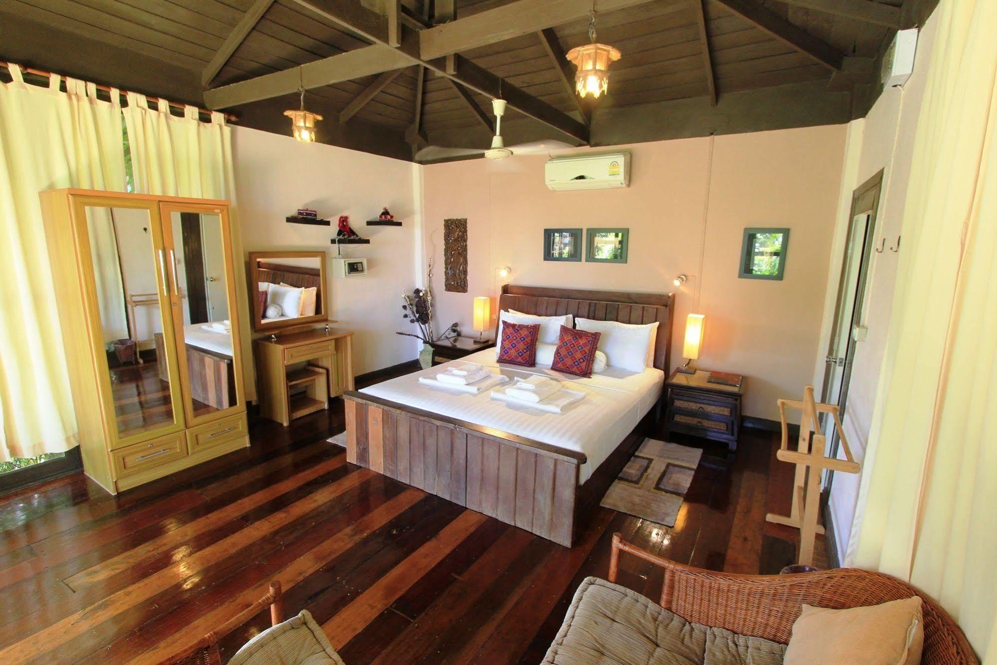 Amber Sands Beach Resort Koh Chang Exterior foto