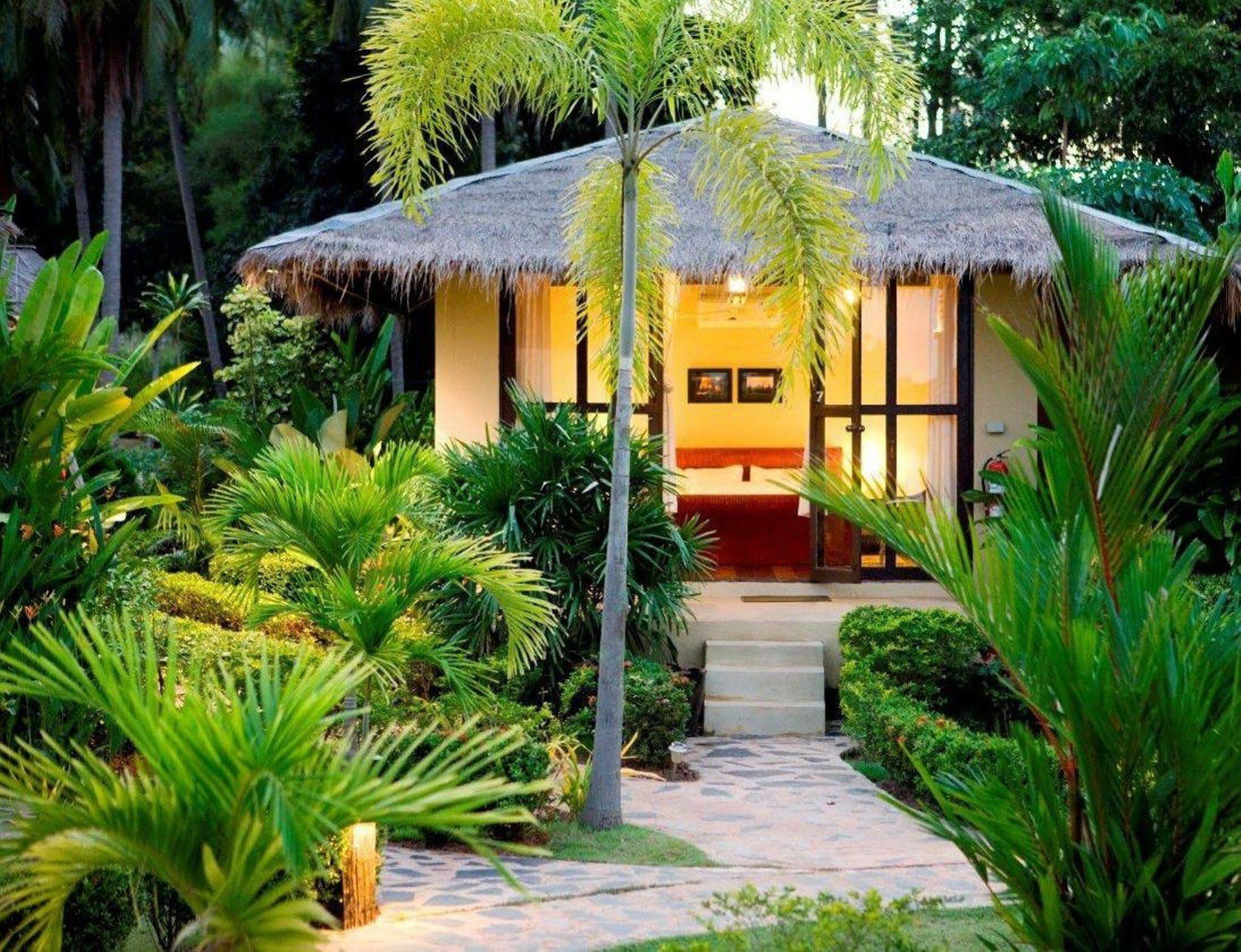 Amber Sands Beach Resort Koh Chang Exterior foto
